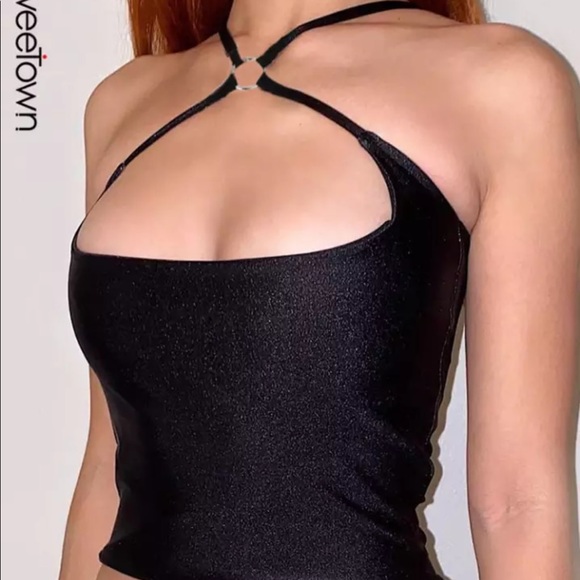 SHEIN Tops - Black Solid Cut Out Crop Top Criss Cross Cami Sexy Rave Party Clubwear Choker S